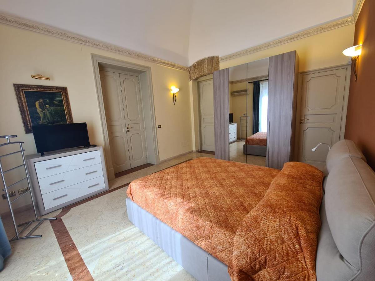 Residenza Amari Suites Палермо Екстериор снимка
